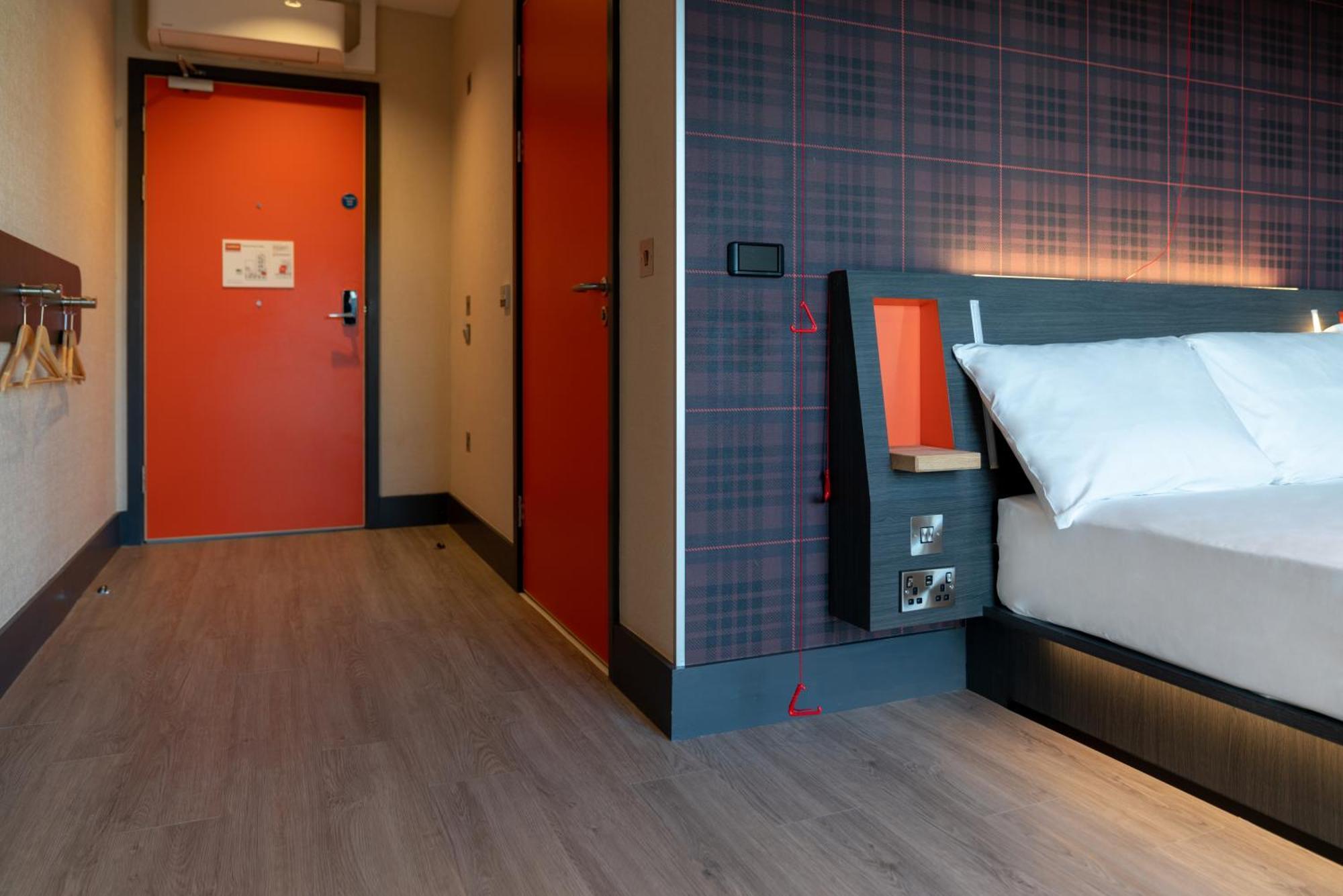 easyHotel Dublin Eksteriør billede