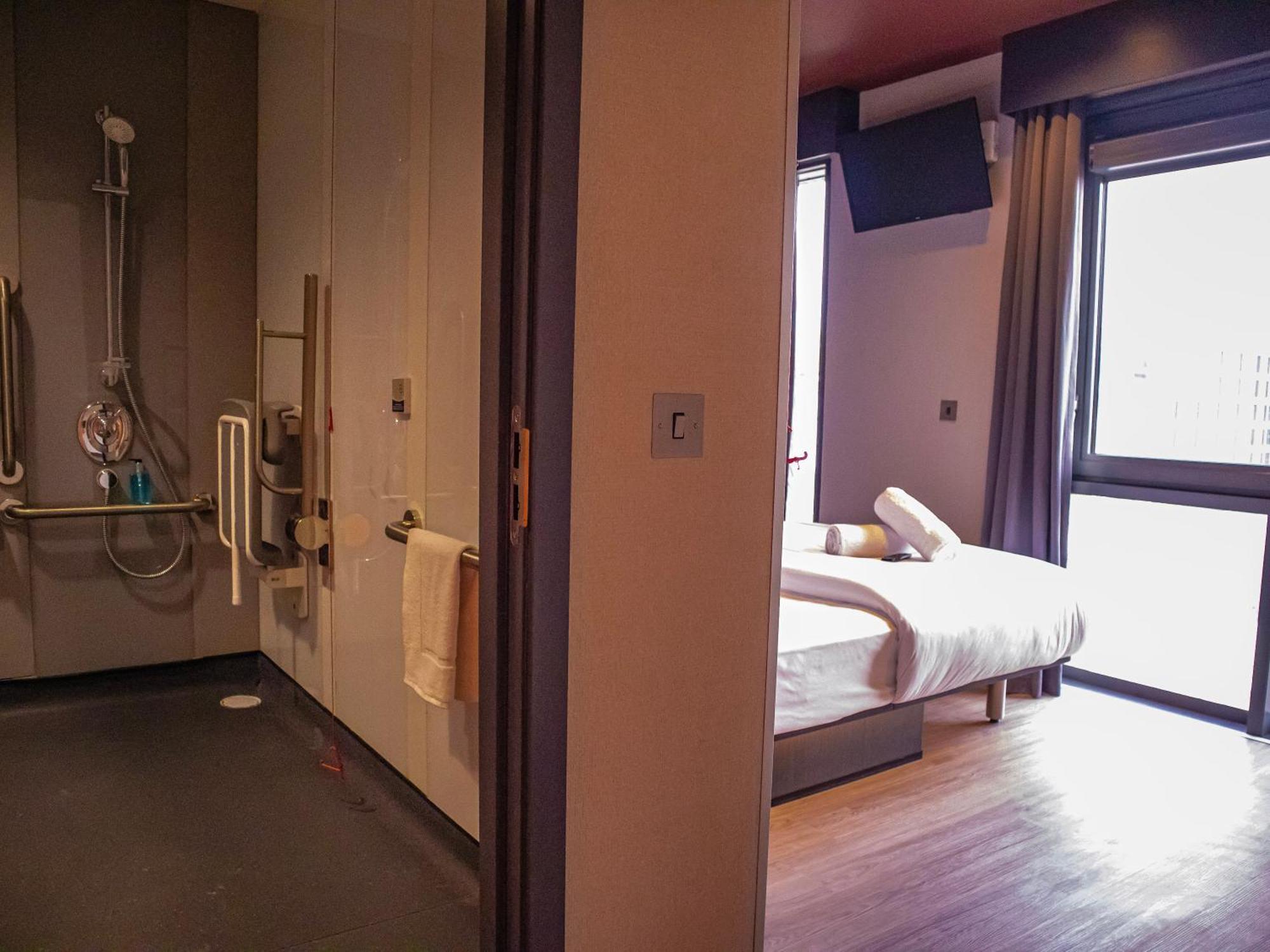 easyHotel Dublin Eksteriør billede
